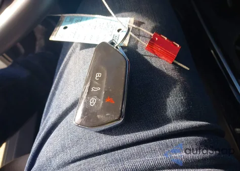 2025 Volkswagen Id.4 Pro z USA, uszkodzony, nr VIN 1V2CRPE83SC003128